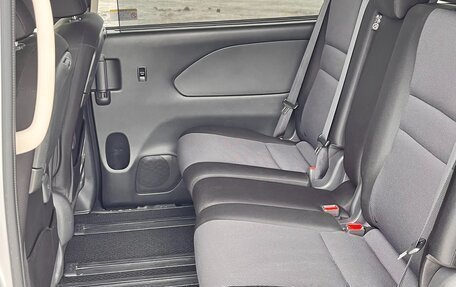 Nissan Serena IV, 2022 год, 1 999 000 рублей, 27 фотография