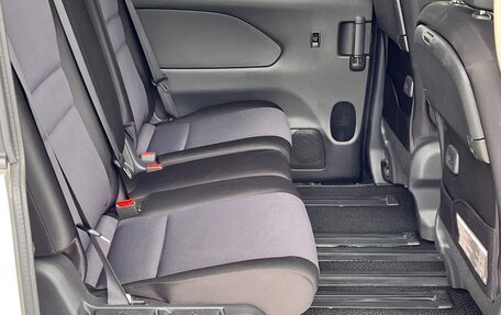 Nissan Serena IV, 2022 год, 1 999 000 рублей, 29 фотография