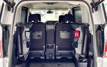 Nissan Serena IV, 2022 год, 1 999 000 рублей, 31 фотография