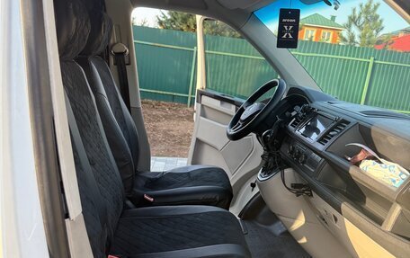 Volkswagen Transporter T6 рестайлинг, 2019 год, 2 650 000 рублей, 4 фотография