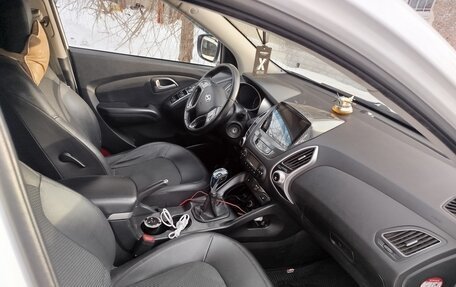 Hyundai ix35 I рестайлинг, 2012 год, 1 050 000 рублей, 3 фотография