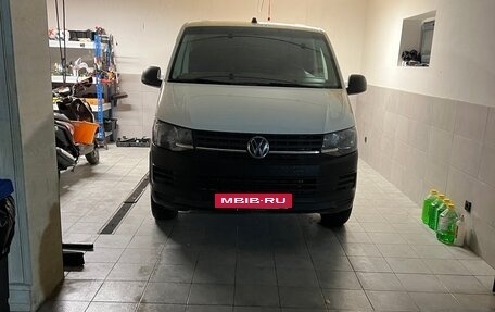 Volkswagen Transporter T6 рестайлинг, 2019 год, 2 650 000 рублей, 10 фотография