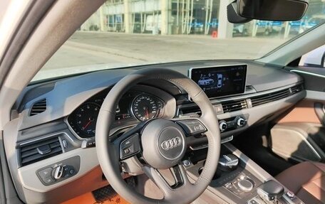 Audi A4, 2018 год, 1 850 009 рублей, 5 фотография