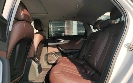 Audi A4, 2018 год, 1 850 009 рублей, 15 фотография