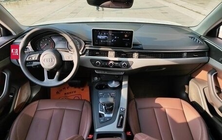 Audi A4, 2018 год, 1 850 009 рублей, 9 фотография