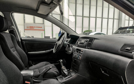 Toyota Corolla, 2002 год, 570 000 рублей, 13 фотография