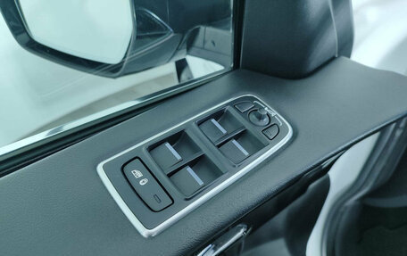 Jaguar F-Pace, 2019 год, 3 880 000 рублей, 21 фотография