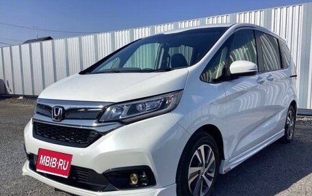 Honda Freed II, 2022 год, 1 267 000 рублей, 1 фотография