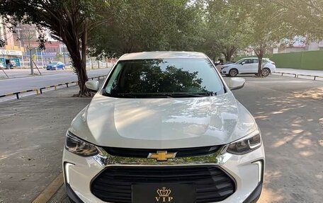 Chevrolet Tracker, 2022 год, 1 250 000 рублей, 1 фотография