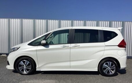 Honda Freed II, 2022 год, 1 267 000 рублей, 2 фотография