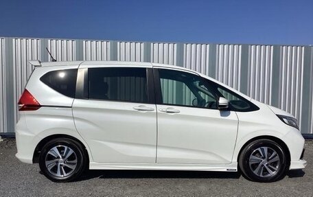 Honda Freed II, 2022 год, 1 267 000 рублей, 6 фотография