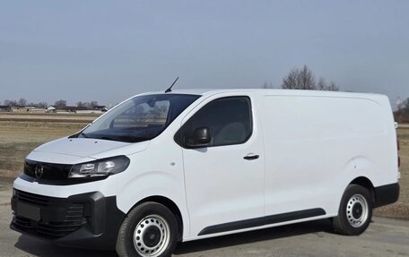 Opel Vivaro, 2024 год, 2 500 000 рублей, 3 фотография