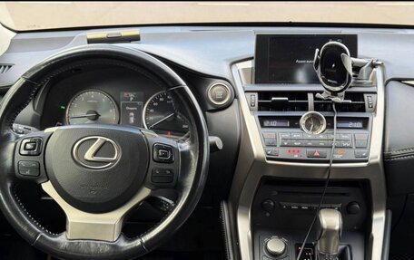 Lexus NX I, 2015 год, 2 660 000 рублей, 16 фотография