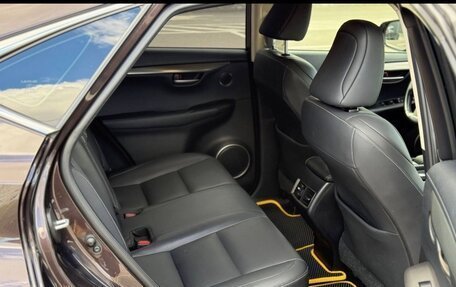 Lexus NX I, 2015 год, 2 660 000 рублей, 18 фотография