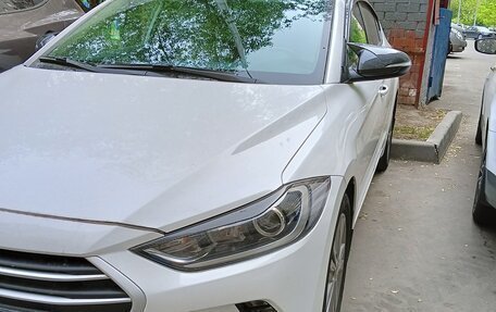 Hyundai Elantra VI рестайлинг, 2018 год, 1 550 000 рублей, 3 фотография