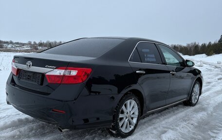 Toyota Camry, 2013 год, 1 800 000 рублей, 4 фотография