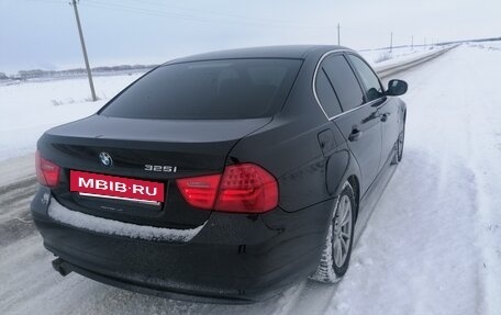 BMW 3 серия, 2009 год, 970 000 рублей, 9 фотография