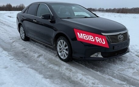 Toyota Camry, 2013 год, 1 800 000 рублей, 2 фотография