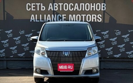 Toyota Esquire I, 2014 год, 1 695 000 рублей, 2 фотография