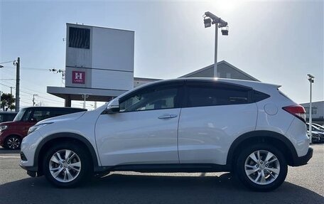 Honda Vezel, 2021 год, 1 504 000 рублей, 2 фотография