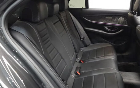 Mercedes-Benz E-Класс, 2022 год, 6 019 000 рублей, 11 фотография