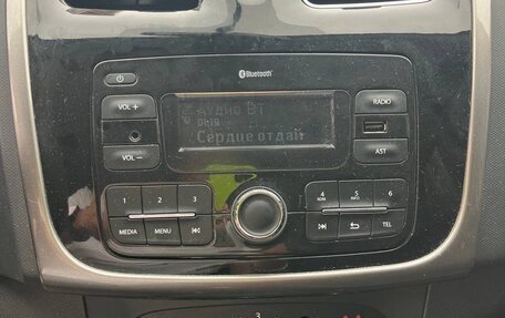 Renault Logan II, 2017 год, 630 000 рублей, 5 фотография