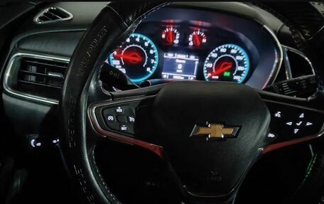 Chevrolet Equinox III, 2018 год, 2 000 000 рублей, 13 фотография