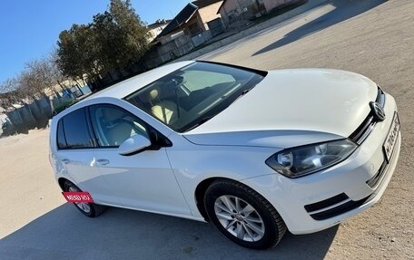 Volkswagen Golf VII, 2015 год, 1 390 000 рублей, 7 фотография