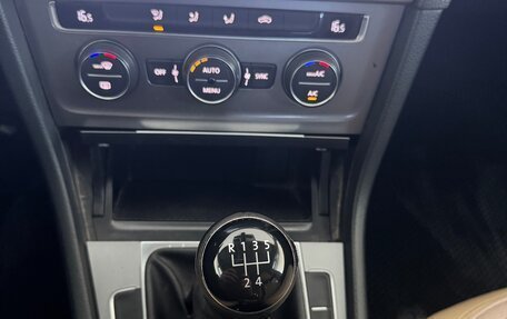 Volkswagen Golf VII, 2015 год, 1 390 000 рублей, 23 фотография