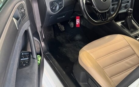 Volkswagen Golf VII, 2015 год, 1 390 000 рублей, 15 фотография