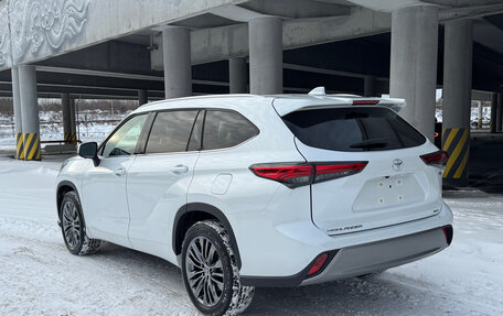 Toyota Highlander, 2025 год, 5 450 000 рублей, 6 фотография