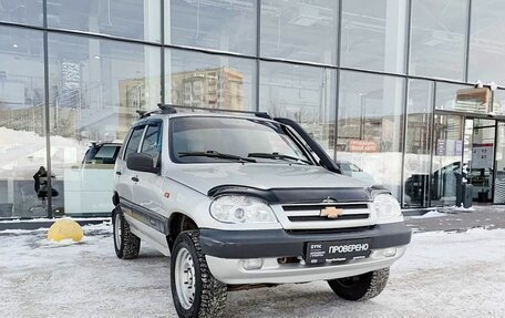 Chevrolet Niva I рестайлинг, 2004 год, 249 000 рублей, 3 фотография