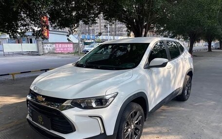 Chevrolet Tracker, 2022 год, 1 250 000 рублей, 2 фотография