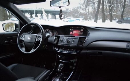 Honda Accord IX рестайлинг, 2017 год, 1 920 000 рублей, 4 фотография