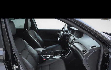 Honda Accord IX рестайлинг, 2017 год, 1 920 000 рублей, 6 фотография