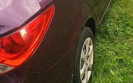 Hyundai Solaris II рестайлинг, 2011 год, 670 000 рублей, 3 фотография