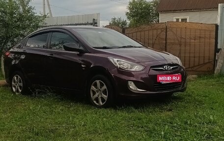 Hyundai Solaris II рестайлинг, 2011 год, 670 000 рублей, 5 фотография
