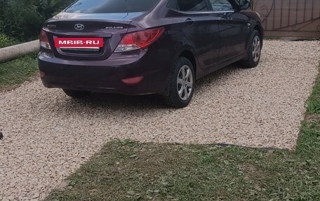 Hyundai Solaris II рестайлинг, 2011 год, 670 000 рублей, 8 фотография