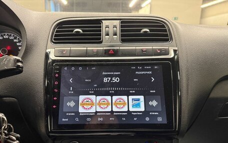 Volkswagen Polo VI (EU Market), 2016 год, 859 000 рублей, 3 фотография