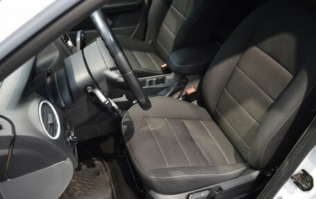 Ford Focus II рестайлинг, 2011 год, 700 000 рублей, 17 фотография