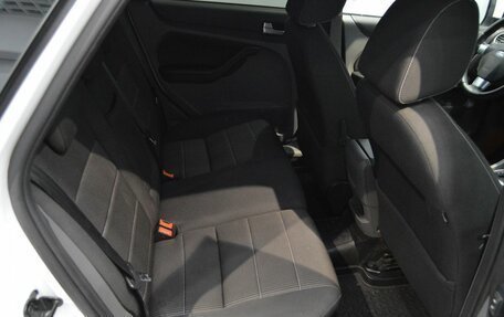 Ford Focus II рестайлинг, 2011 год, 700 000 рублей, 32 фотография