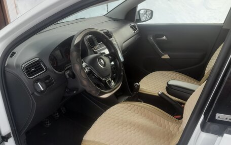 Volkswagen Polo VI (EU Market), 2017 год, 1 250 000 рублей, 10 фотография