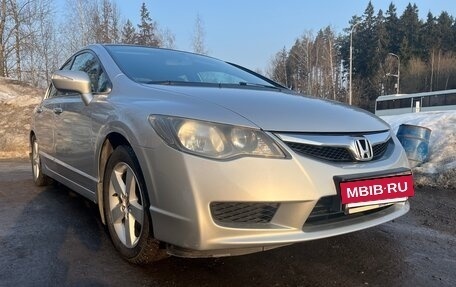 Honda Civic VIII, 2010 год, 1 000 000 рублей, 6 фотография
