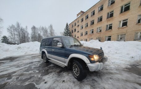 Mitsubishi Pajero III рестайлинг, 1993 год, 390 000 рублей, 5 фотография