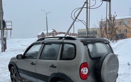 Chevrolet Niva I рестайлинг, 2008 год, 360 000 рублей, 5 фотография