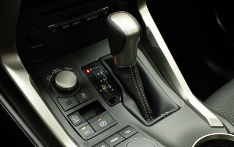 Lexus NX I, 2016 год, 3 149 000 рублей, 24 фотография