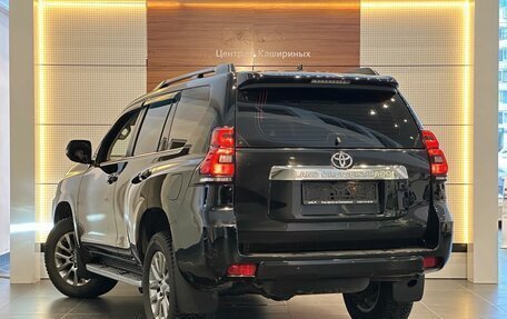 Toyota Land Cruiser Prado 150 рестайлинг 2, 2019 год, 5 649 000 рублей, 6 фотография
