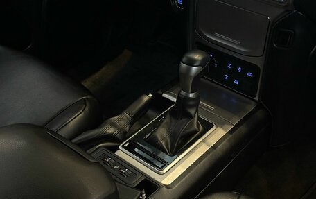 Toyota Land Cruiser Prado 150 рестайлинг 2, 2019 год, 5 649 000 рублей, 12 фотография