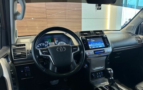 Toyota Land Cruiser Prado 150 рестайлинг 2, 2019 год, 5 649 000 рублей, 7 фотография