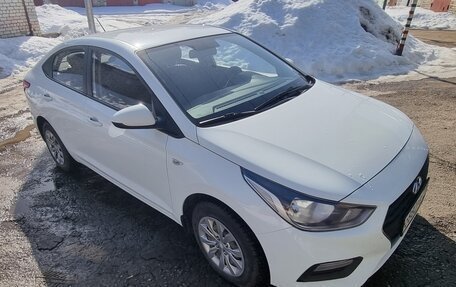 Hyundai Solaris II рестайлинг, 2019 год, 1 070 000 рублей, 2 фотография